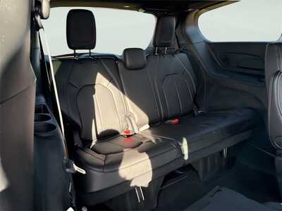 2026 Chrysler Pacifica, $40550. Photo 12