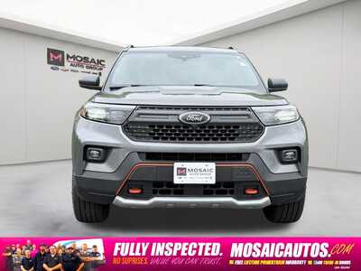 2022 Ford Explorer, $28000. Photo 2