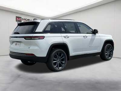2026 Jeep Grand Cherokee, $45389. Photo 8