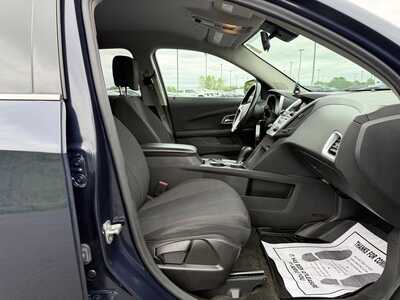 2017 Chevrolet Equinox, $7900. Photo 11