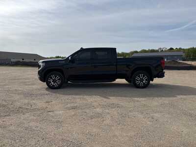 2021 GMC 1500 Crew Cab, $39280. Photo 4