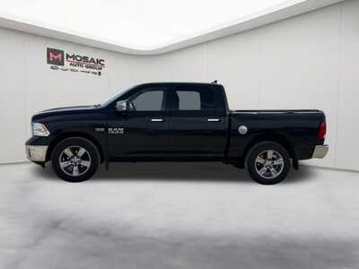 2016 RAM 1500 Crew Cab, $17990. Photo 4