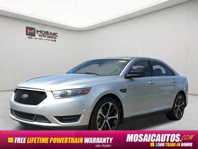 2015 Ford Taurus, $14990. Photo 3