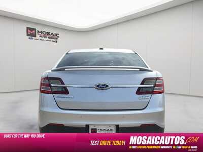 2015 Ford Taurus, $14990. Photo 6