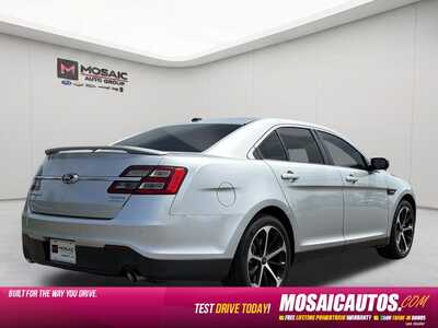 2015 Ford Taurus, $14990. Photo 7