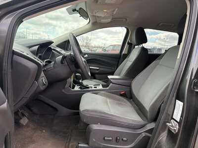 2017 Ford Escape, $8990. Photo 9