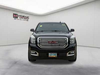 2018 GMC Yukon XL, $22000. Photo 3