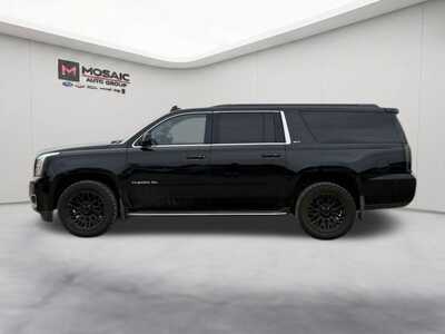 2018 GMC Yukon XL, $22000. Photo 5
