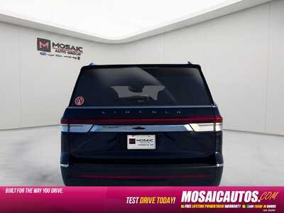 2024 Lincoln Navigator, $72990. Photo 6