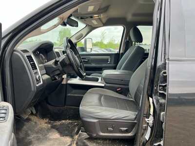 2017 RAM 3500, $0. Photo 9