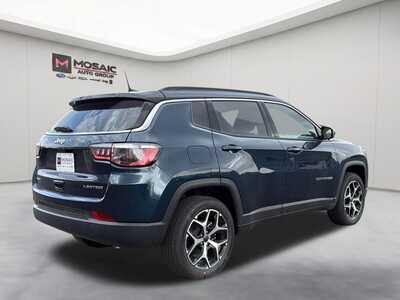 2026 Jeep Compass, $30040. Photo 7