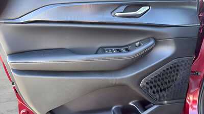 2026 Jeep Grand Cherokee, $35986. Photo 10