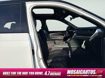 2025 Jeep Grand Cherokee, $42938. Photo 12