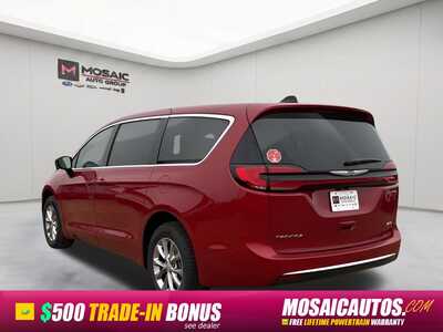 2026 Chrysler Pacifica, $39566. Photo 6