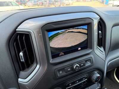 2022 Chevrolet 1500 Crew Cab, $30790. Photo 11