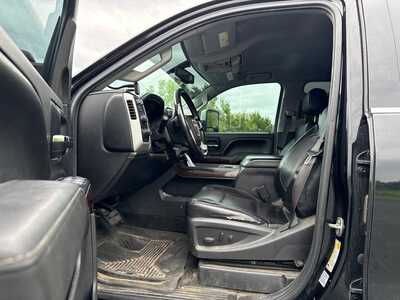 2015 GMC Sierra 2500HD, $27990. Photo 8