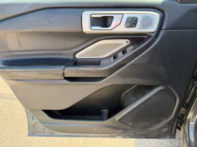 2020 Ford Explorer, $0. Photo 10