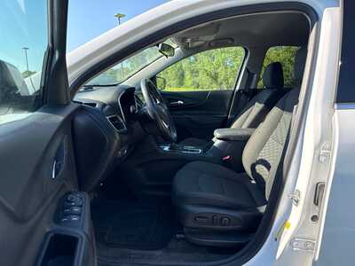 2019 Chevrolet Equinox, $10990. Photo 8