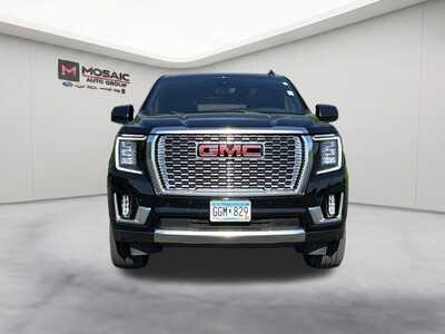 2021 GMC Yukon, $43990. Photo 3