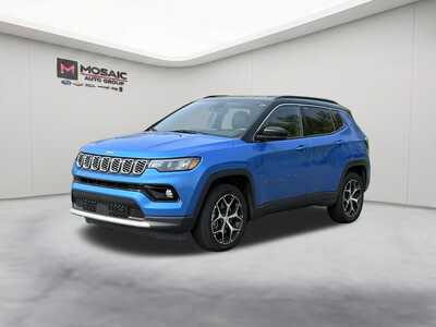 2024 Jeep Compass, $22290. Photo 4