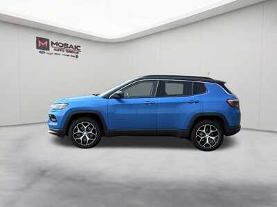2024 Jeep Compass, $22290. Photo 5
