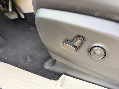 2024 Chrysler Voyager, $24990. Photo 10