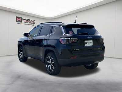 2026 Jeep Compass, $26544. Photo 5