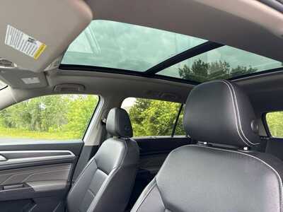 2023 Volkswagen Atlas, $32680. Photo 10
