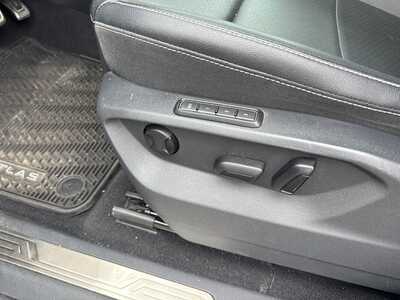 2023 Volkswagen Atlas, $32680. Photo 11