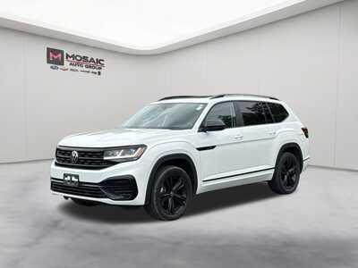 2023 Volkswagen Atlas, $32680. Photo 4