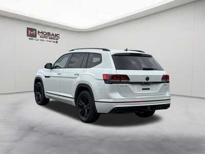 2023 Volkswagen Atlas, $32680. Photo 7