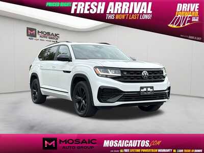 2023 Volkswagen Atlas, $32680. Photo 1