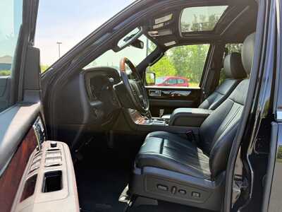 2016 Lincoln Navigator, $16990. Photo 10