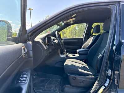 2016 Jeep Grand Cherokee, $9630. Photo 9