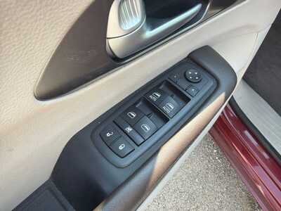 2017 Chrysler Pacifica, $12990. Photo 12