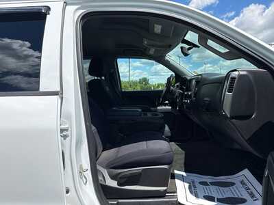 2018 Chevrolet Silverado 1500, $14990. Photo 11