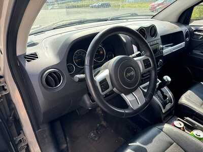 2017 Jeep Compass, $9990. Photo 11