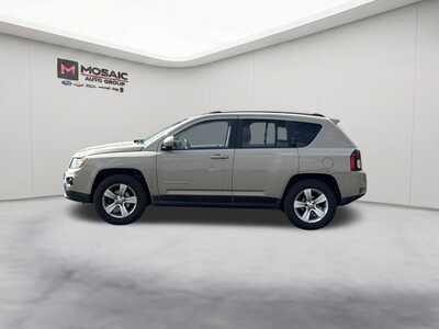 2017 Jeep Compass, $9990. Photo 5