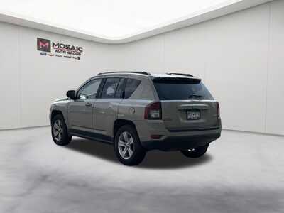 2017 Jeep Compass, $9990. Photo 7