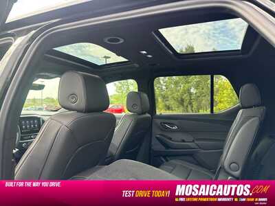 2023 Chevrolet Traverse, $34990. Photo 7