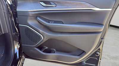 2026 Jeep Grand Cherokee L, $44083. Photo 9
