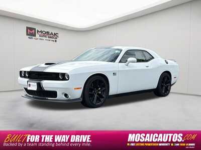 2019 Dodge Challenger, $33690. Photo 3