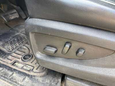 2017 GMC 1500 Crew Cab, $18490. Photo 11