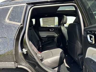 2026 Jeep Compass, $31087. Photo 12