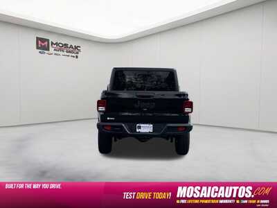 2025 Jeep Gladiator, $35990. Photo 6