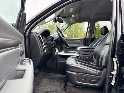 2017 RAM 2500 Crew Cab, $36990. Photo 9
