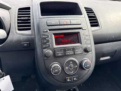 2013 Kia Soul, $2490. Photo 11