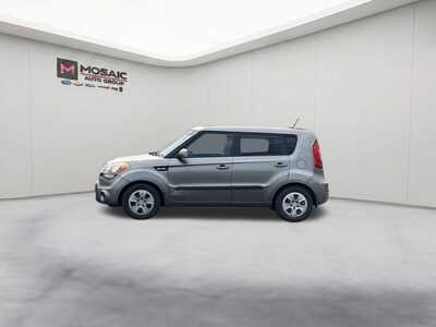 2013 Kia Soul, $2490. Photo 5