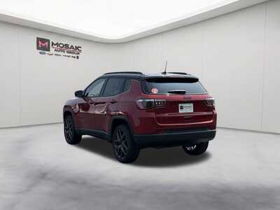 2026 Jeep Compass, $31333. Photo 5