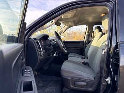 2015 RAM 1500 Crew Cab, $19990. Photo 9